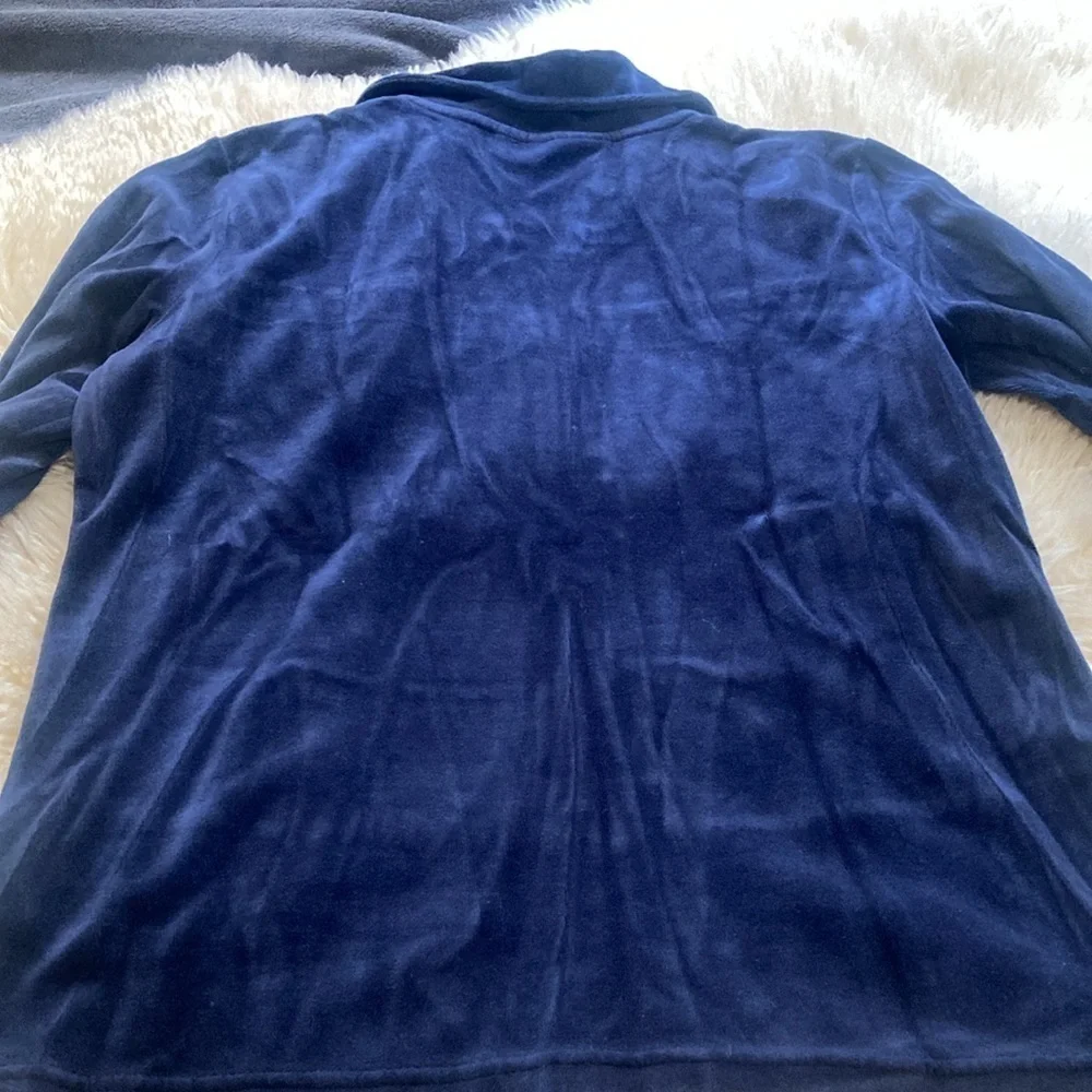 Onque Casual  velour dark blue jacket with gold accents